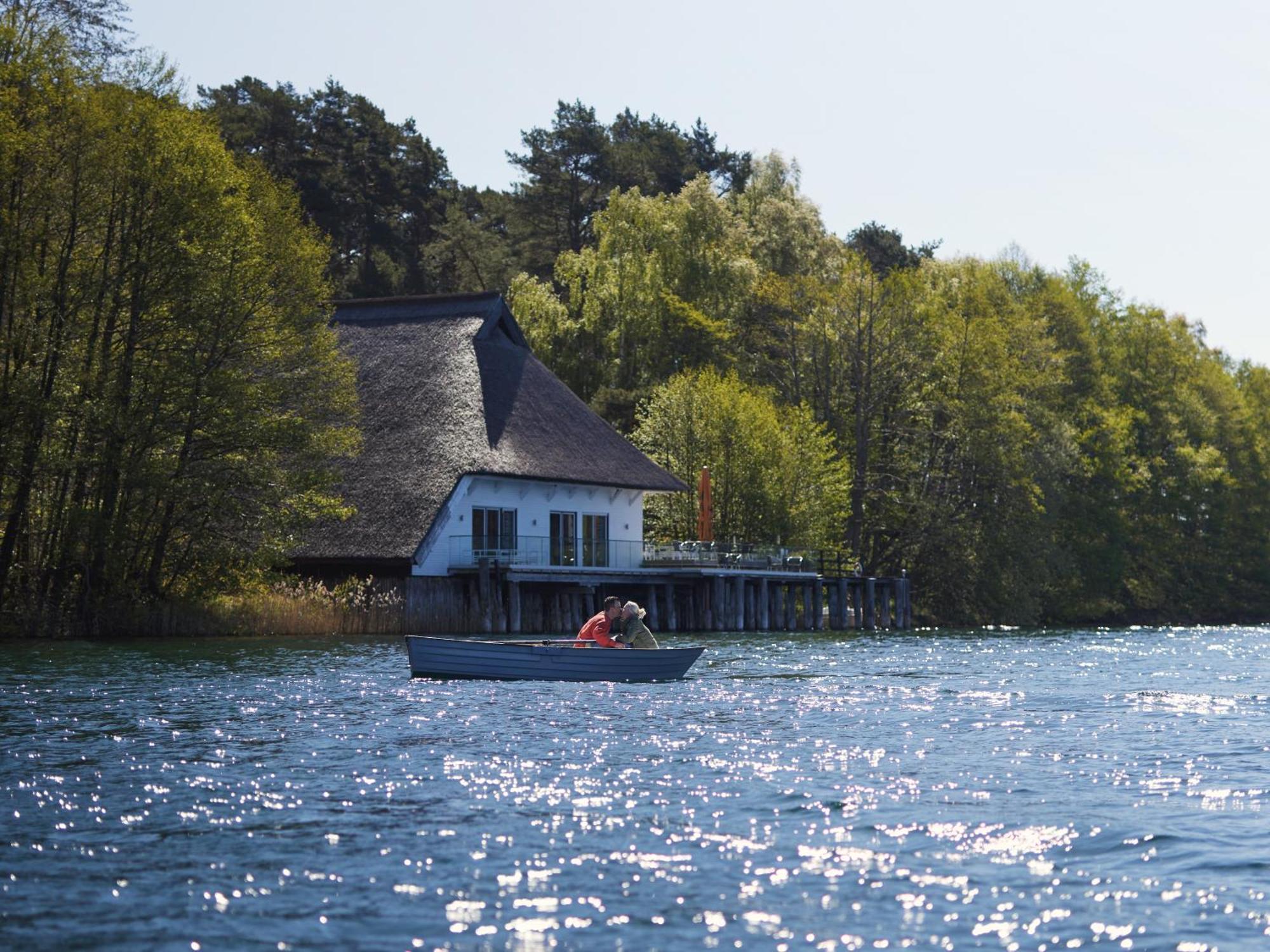 Van Der Valk Naturresort Drewitz Nossentiner Huette 외부 사진